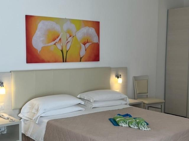 Alba D'Amore Hotel & Spa 兰佩杜萨 外观 照片