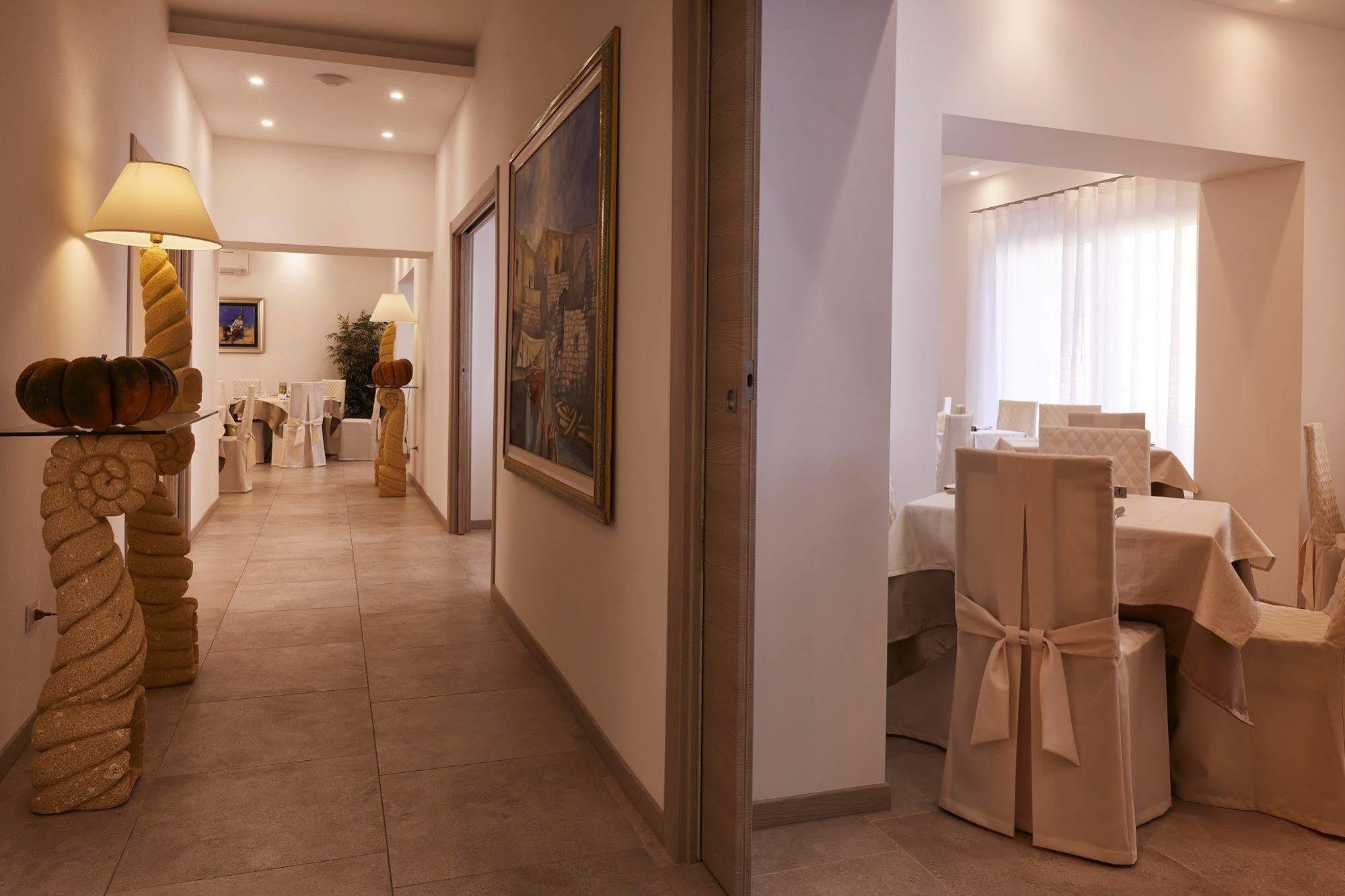 Alba D'Amore Hotel & Spa 兰佩杜萨 外观 照片